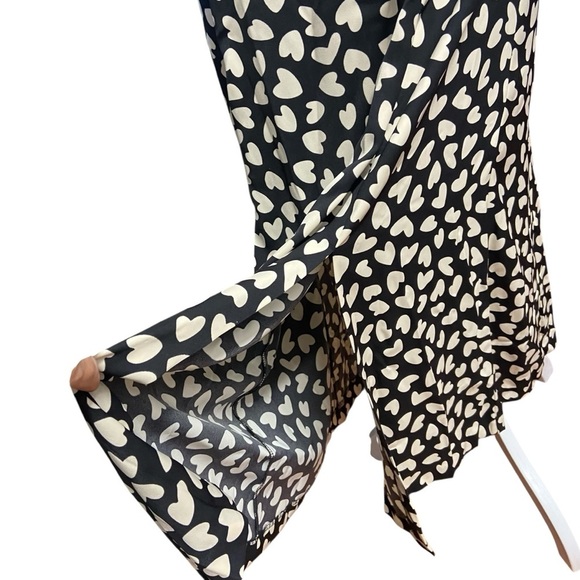 Ann Taylor Long Ruched Sleeve Dress Size 6 Black with Ivory Hearts Square Neck - Picture 7 of 10